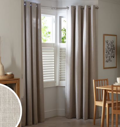 Blackout blinds