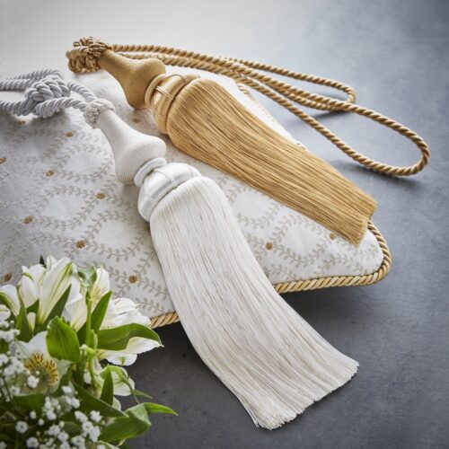 Ascot Tassel